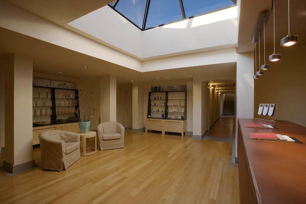 Unahotels Poggio Dei Medici Toscana Скарперия Екстериор снимка