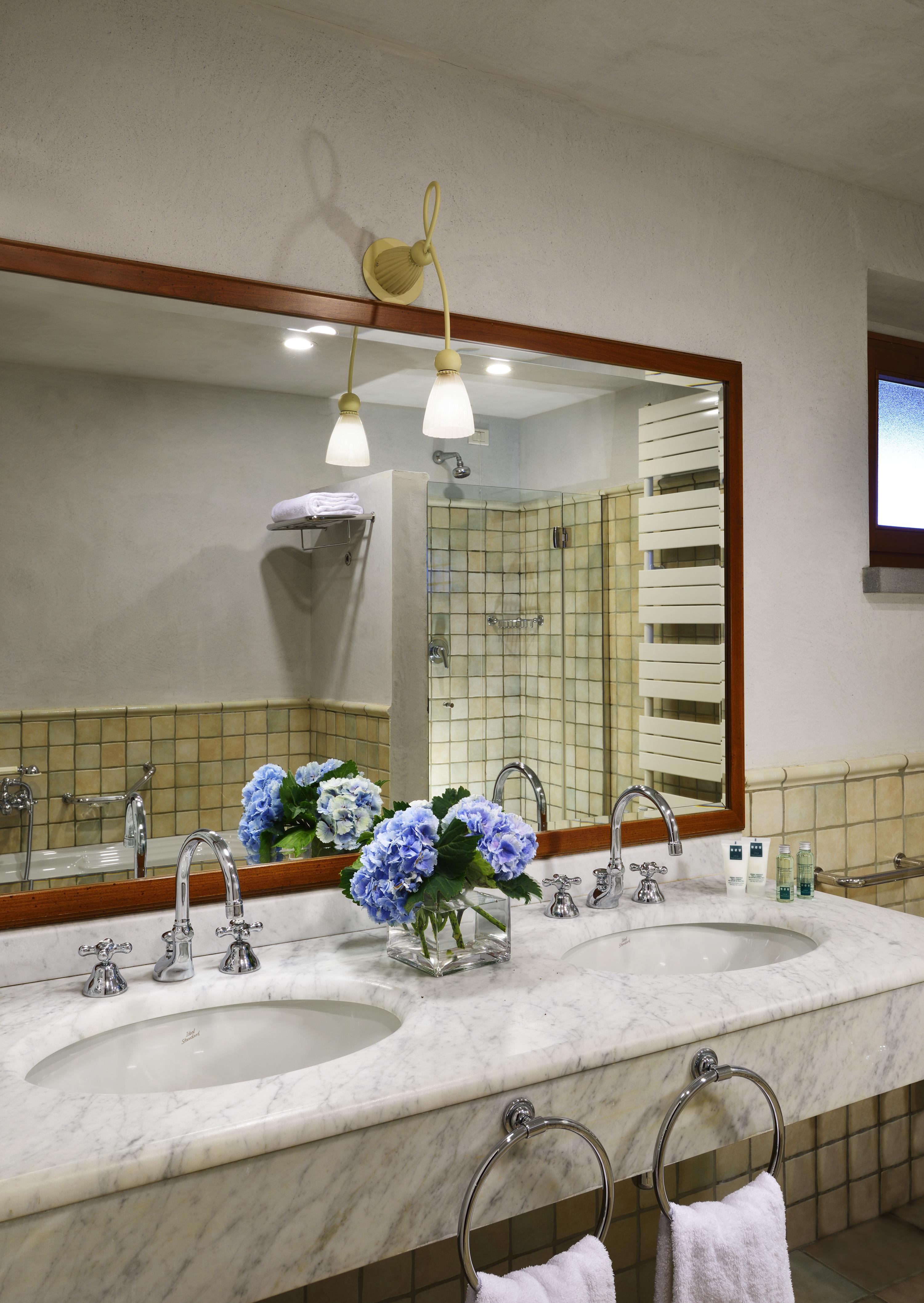 Unahotels Poggio Dei Medici Toscana Скарперия Екстериор снимка