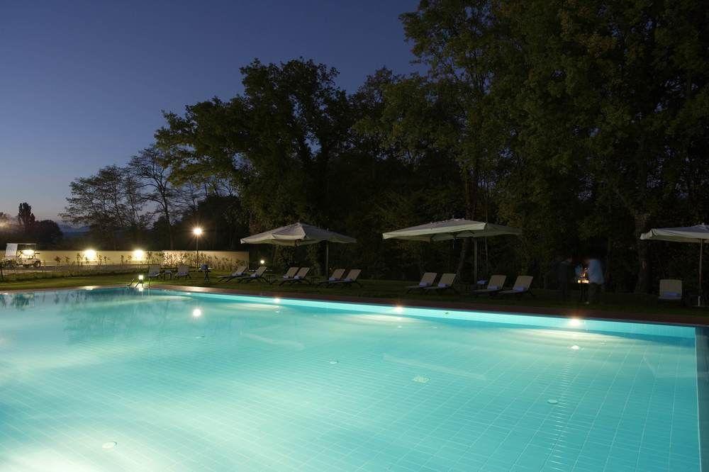 Unahotels Poggio Dei Medici Toscana Скарперия Екстериор снимка