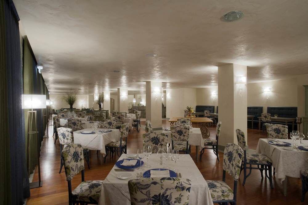Unahotels Poggio Dei Medici Toscana Скарперия Екстериор снимка