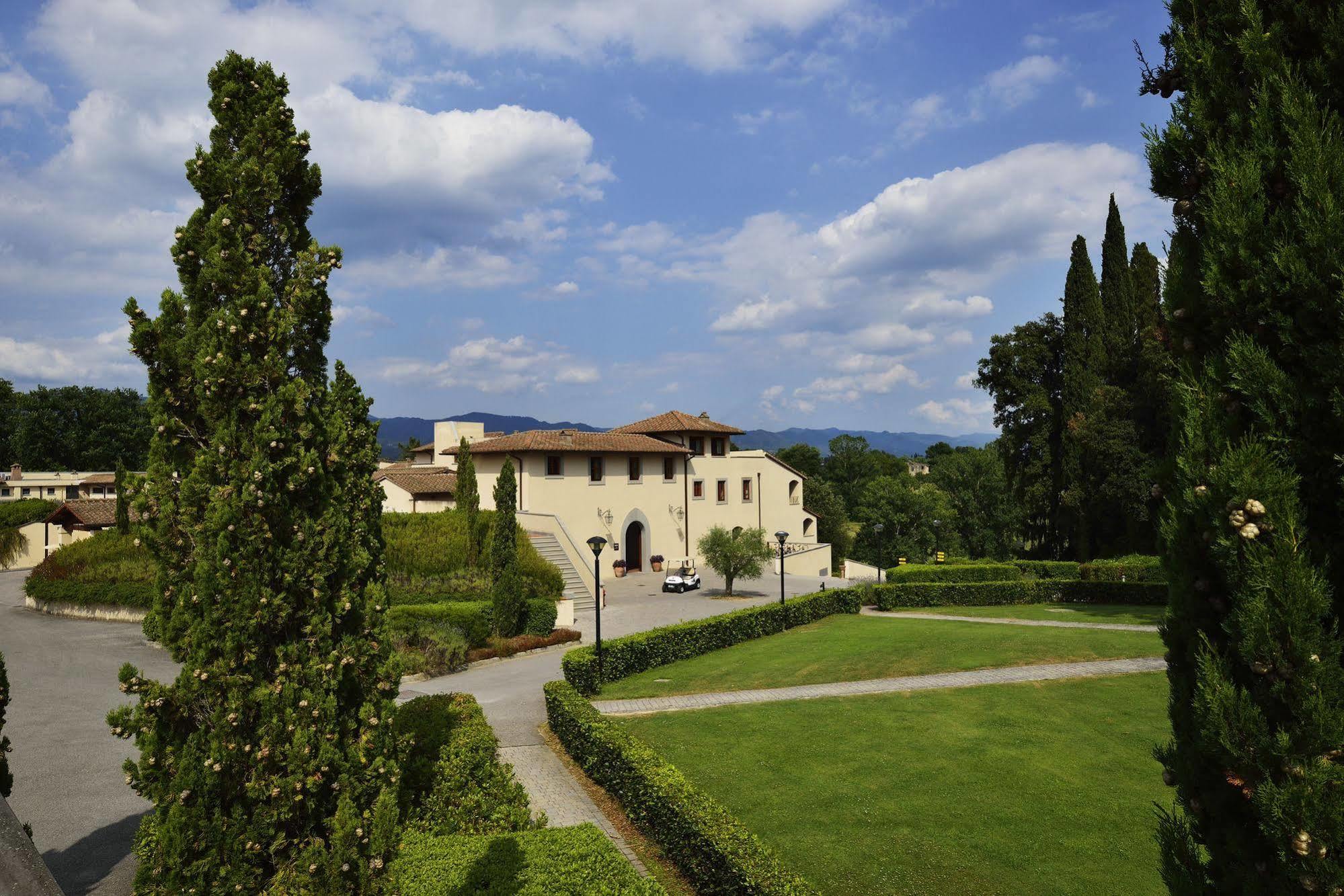 Unahotels Poggio Dei Medici Toscana Скарперия Екстериор снимка