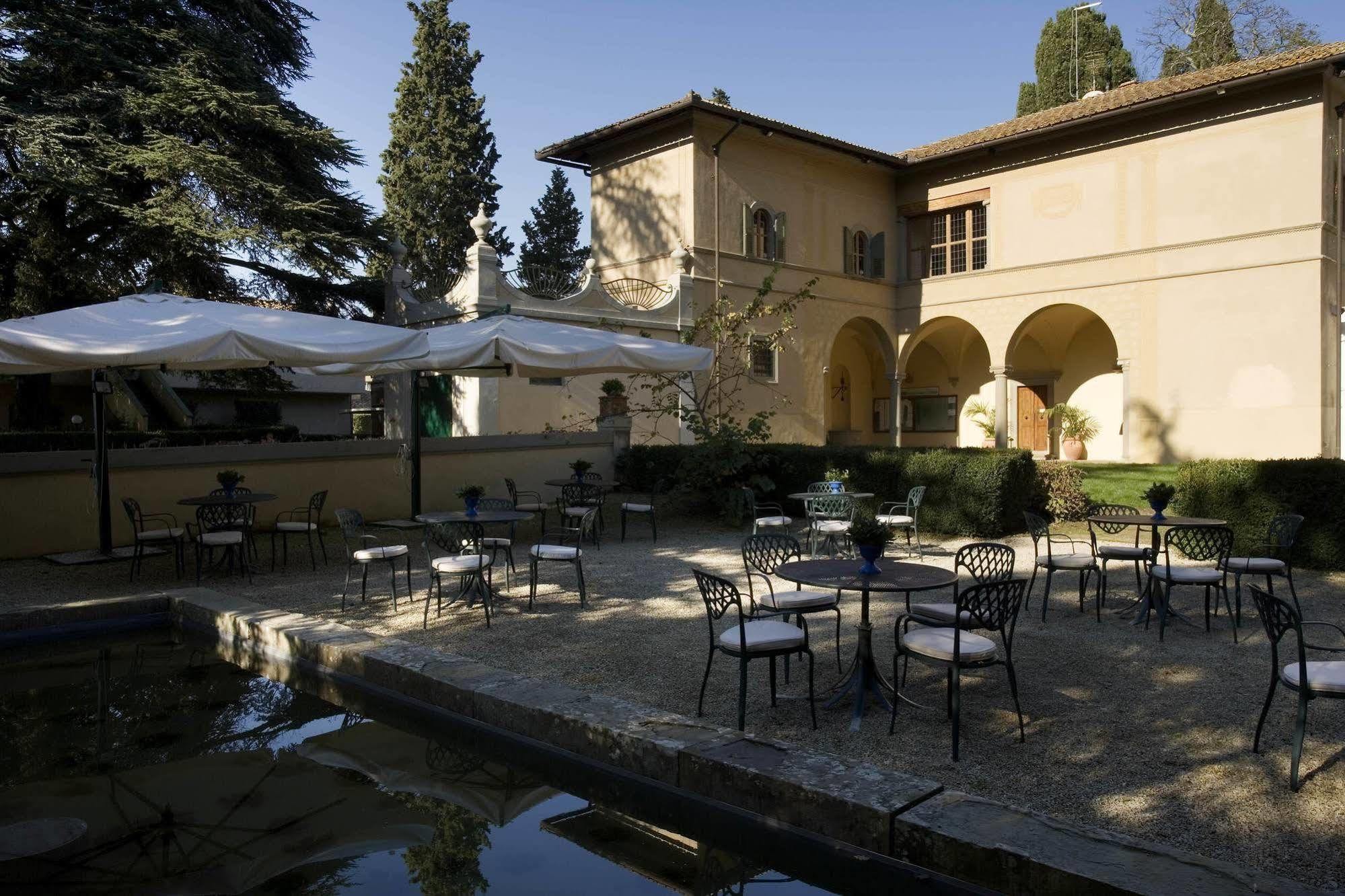 Unahotels Poggio Dei Medici Toscana Скарперия Екстериор снимка