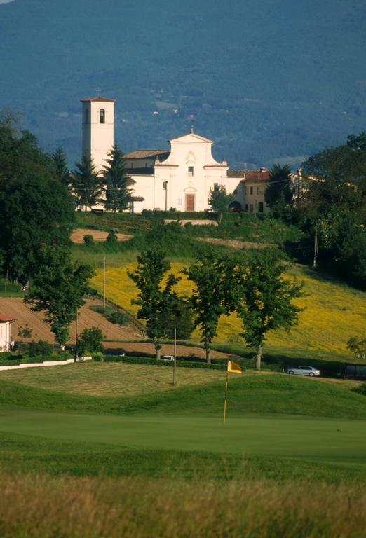 Unahotels Poggio Dei Medici Toscana Скарперия Екстериор снимка